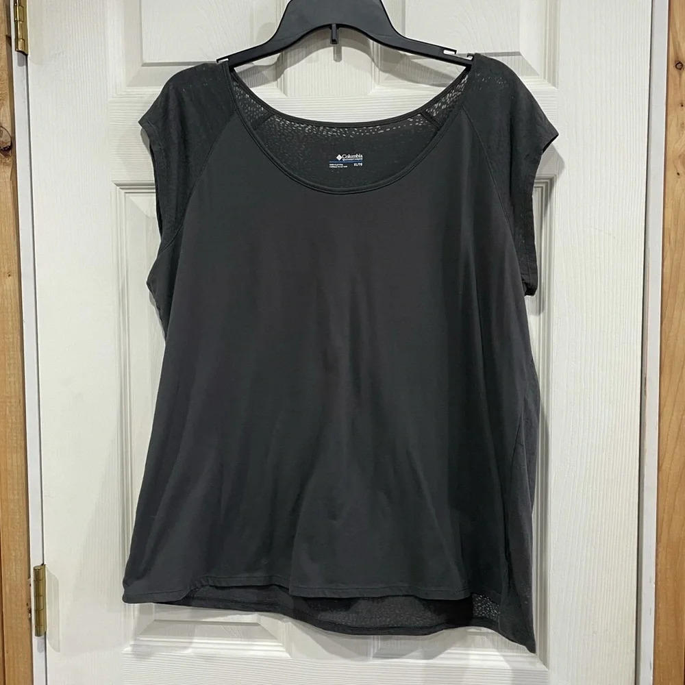 Columbia Women’s XL Grey Burnout T-shirt Tee Performance Outdoor Hiking GUC